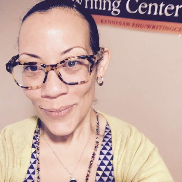 Meet your Posher, Lynn - Picture 1 of 1